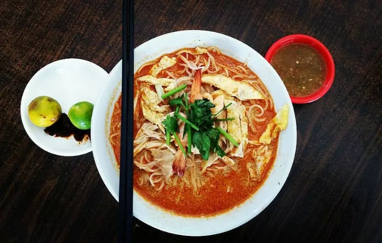 A Bite of Borneo by Bike
